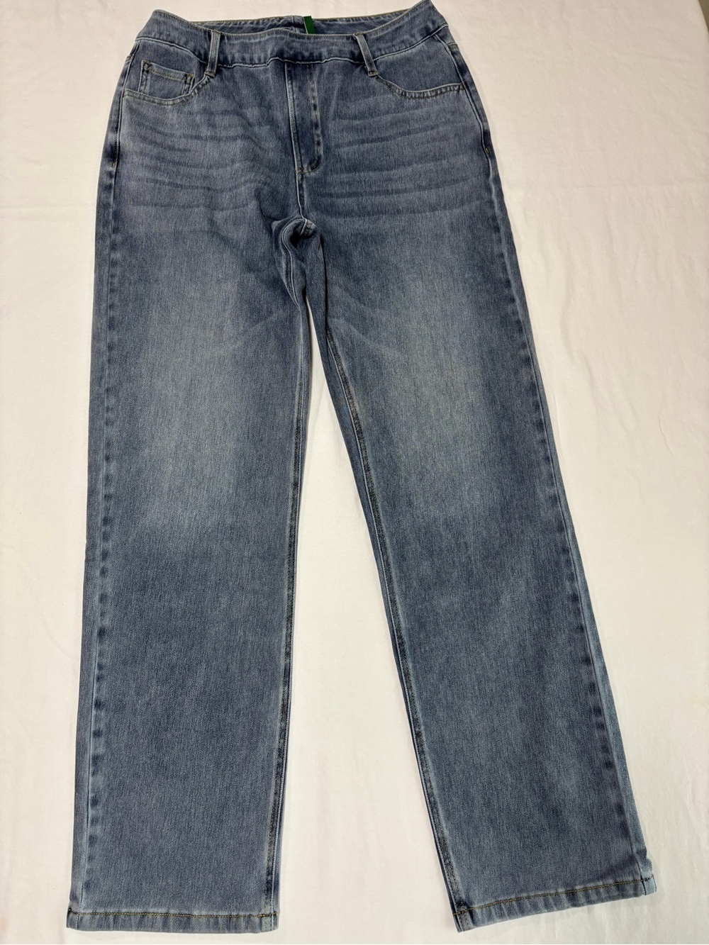 HALARA Women's Straight Leg Jeans in Washed Blue